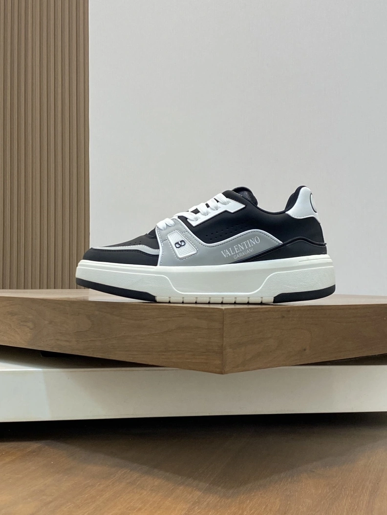 Trendy Vxlxntino Sneakers 228970