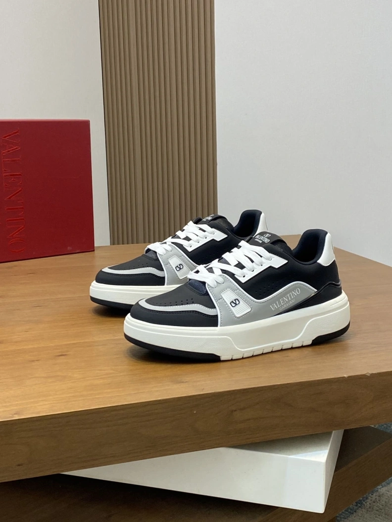 Trendy Vxlxntino Sneakers 228970