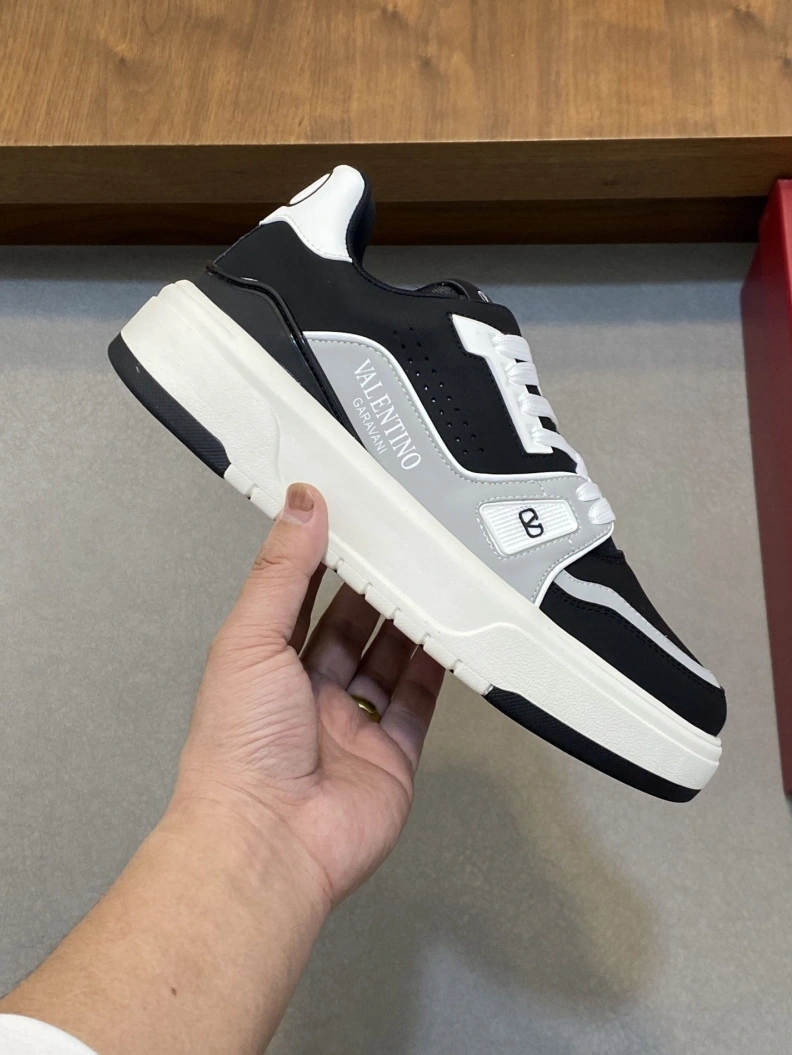 Trendy Vxlxntino Sneakers 228970