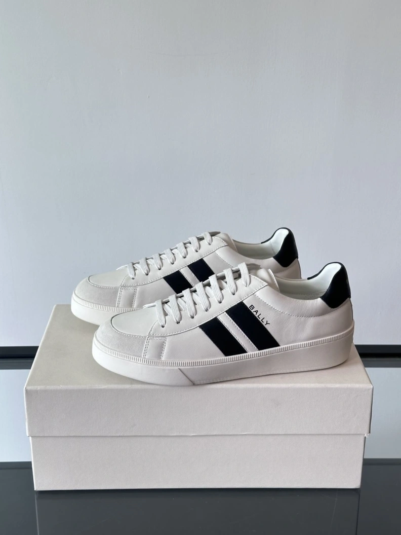 Fashionable Othxr Sneakers 210396