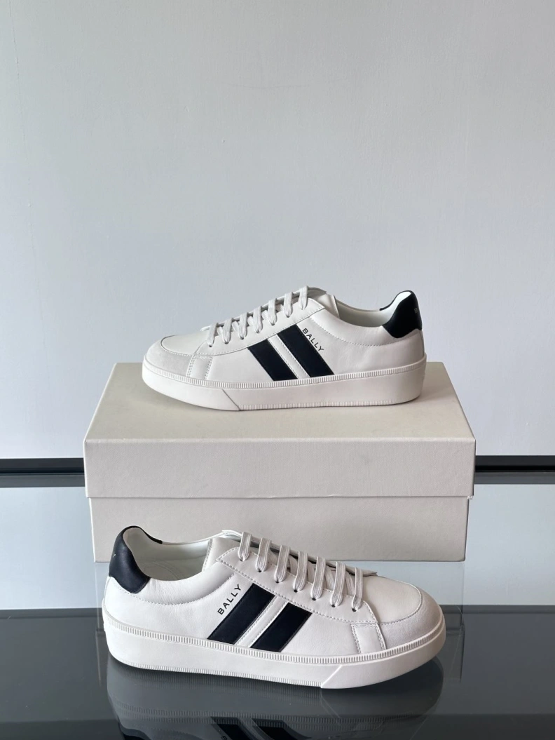 Fashionable Othxr Sneakers 210396
