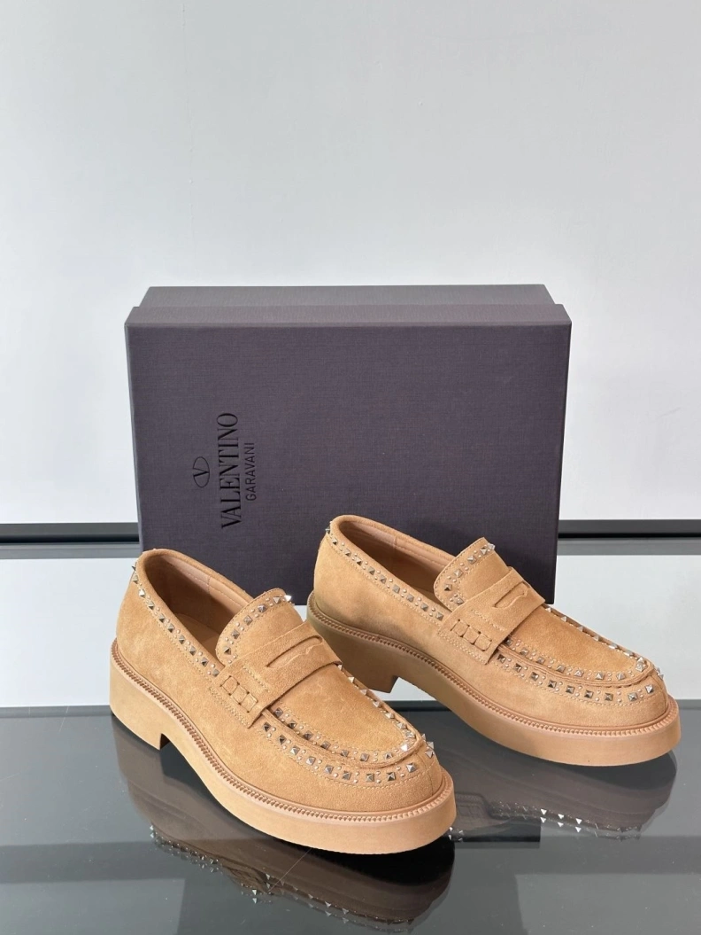 Modern Vxlxntino Leather Shoes 229175