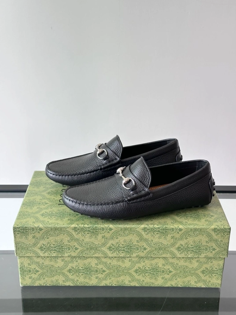 Sleek Gxccx Leather Shoes 155868