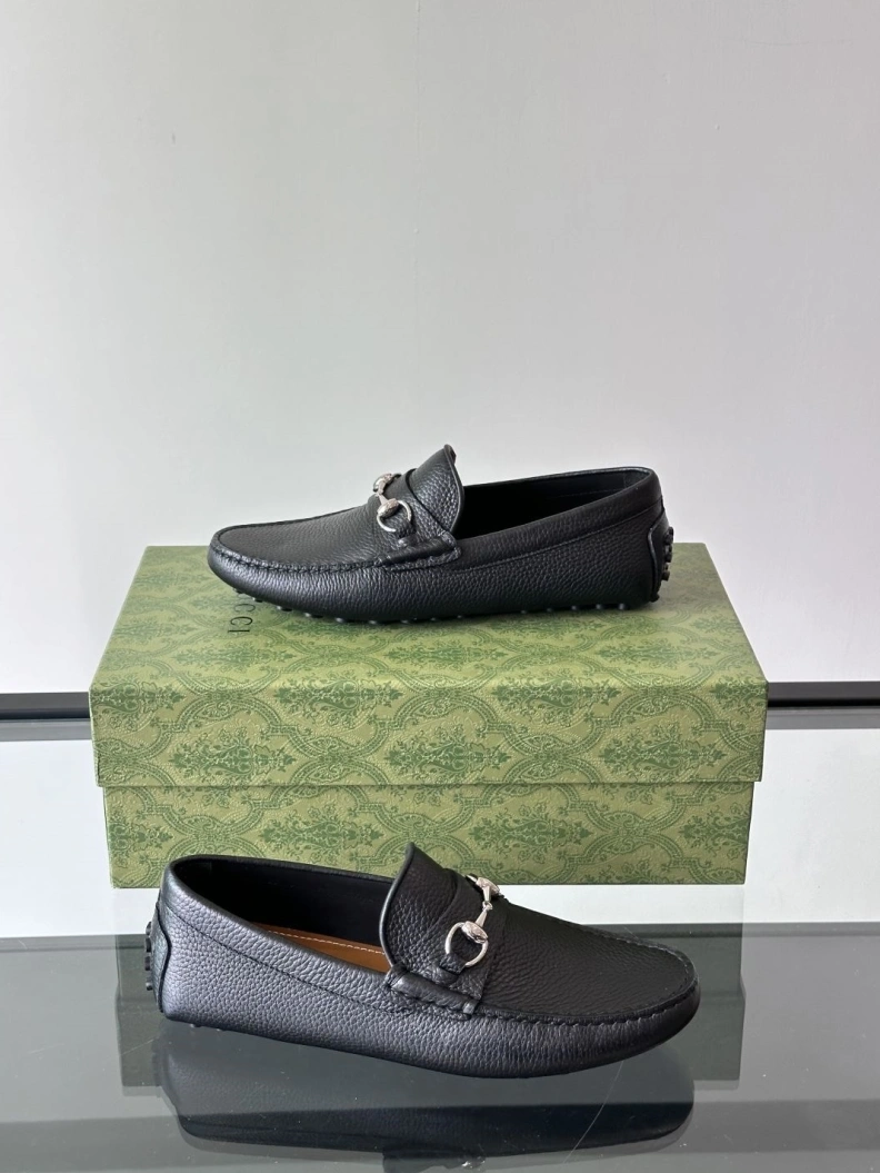 Sleek Gxccx Leather Shoes 155868