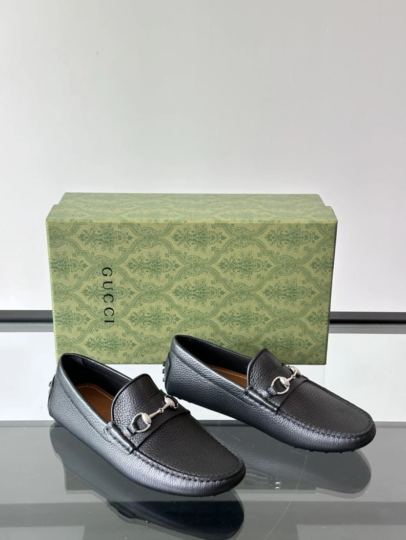 Sleek Gxccx Leather Shoes 155868
