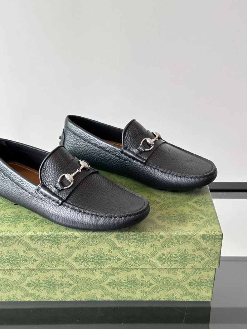 Sleek Gxccx Leather Shoes 155868