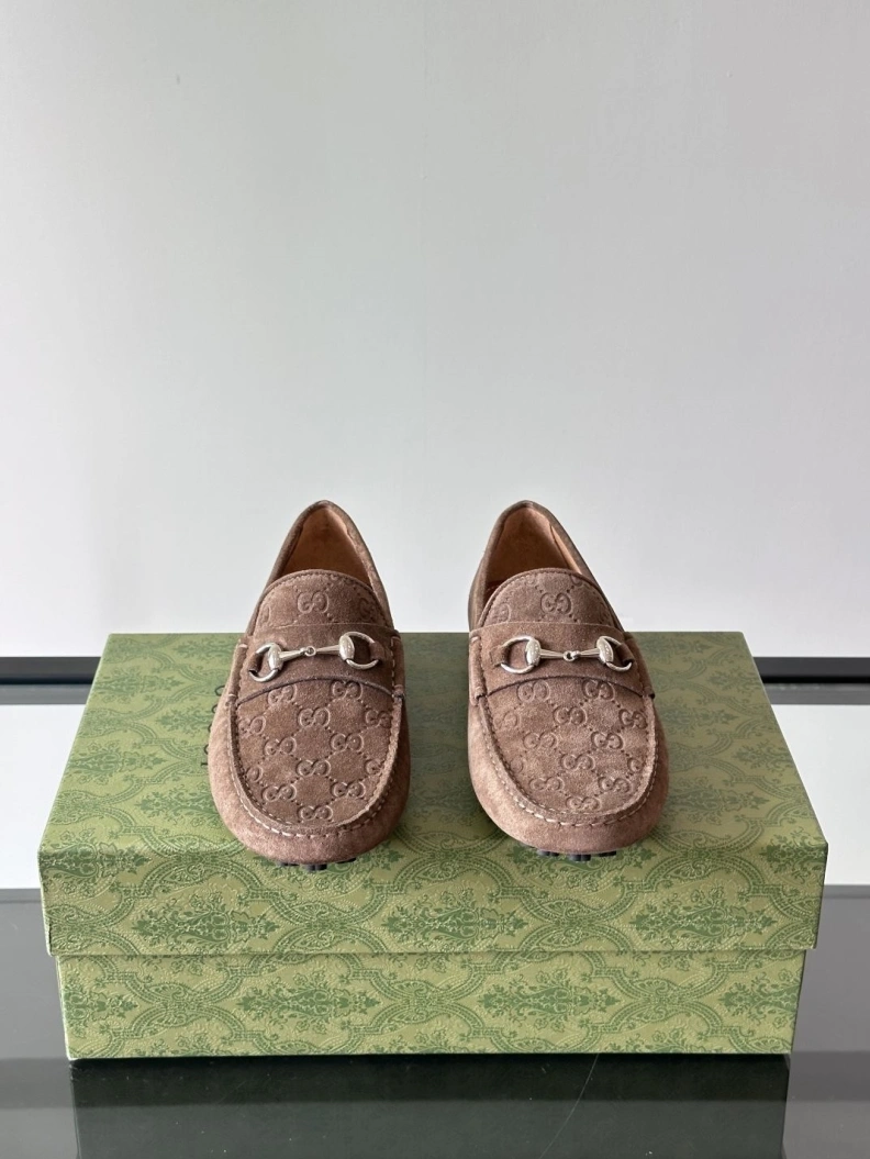 Flexible Gxccx Leather Shoes 155861