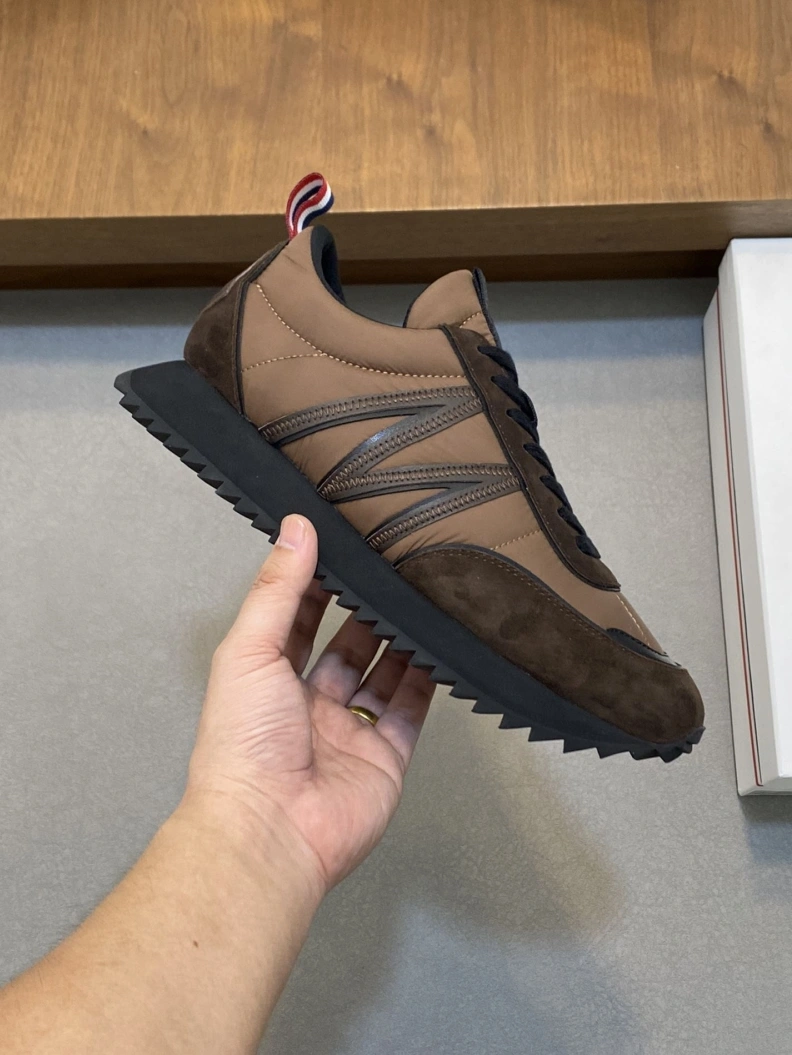 GoAnywhere Mxnclxr Sneakers 197270