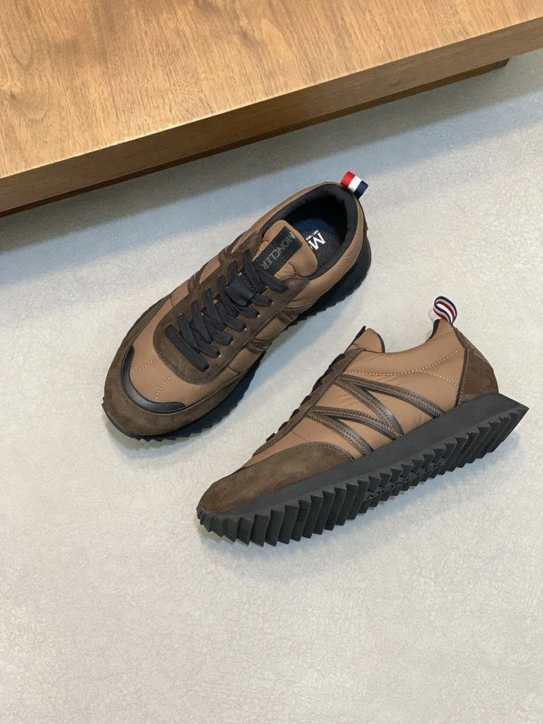 GoAnywhere Mxnclxr Sneakers 197270