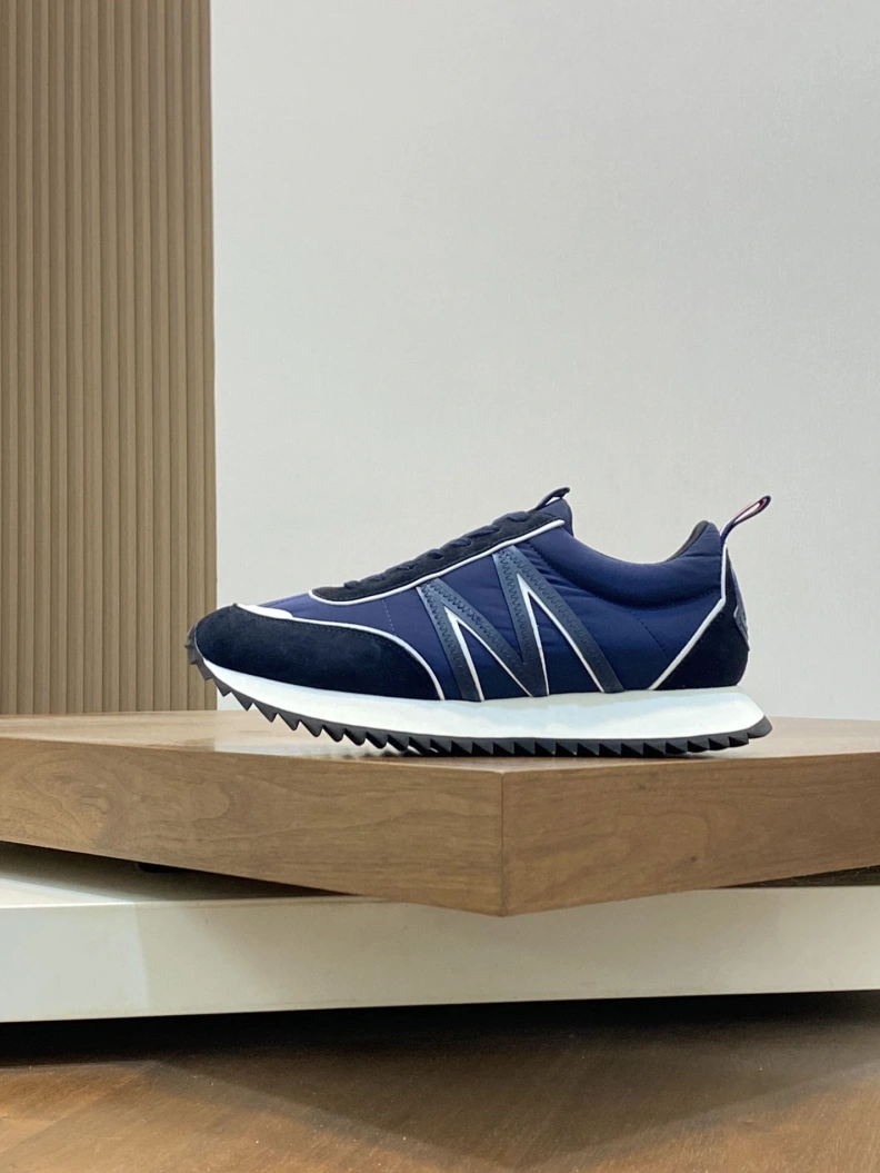 Mxnclxr Sneakers Bold 197269