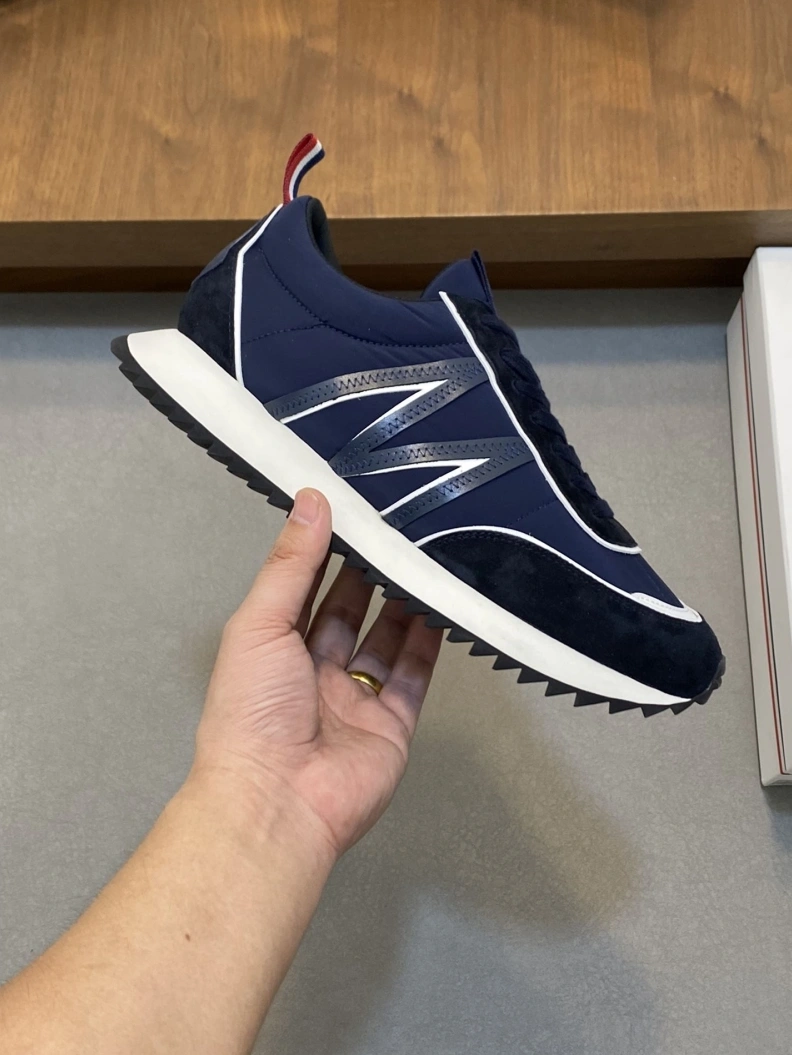 Mxnclxr Sneakers Bold 197269