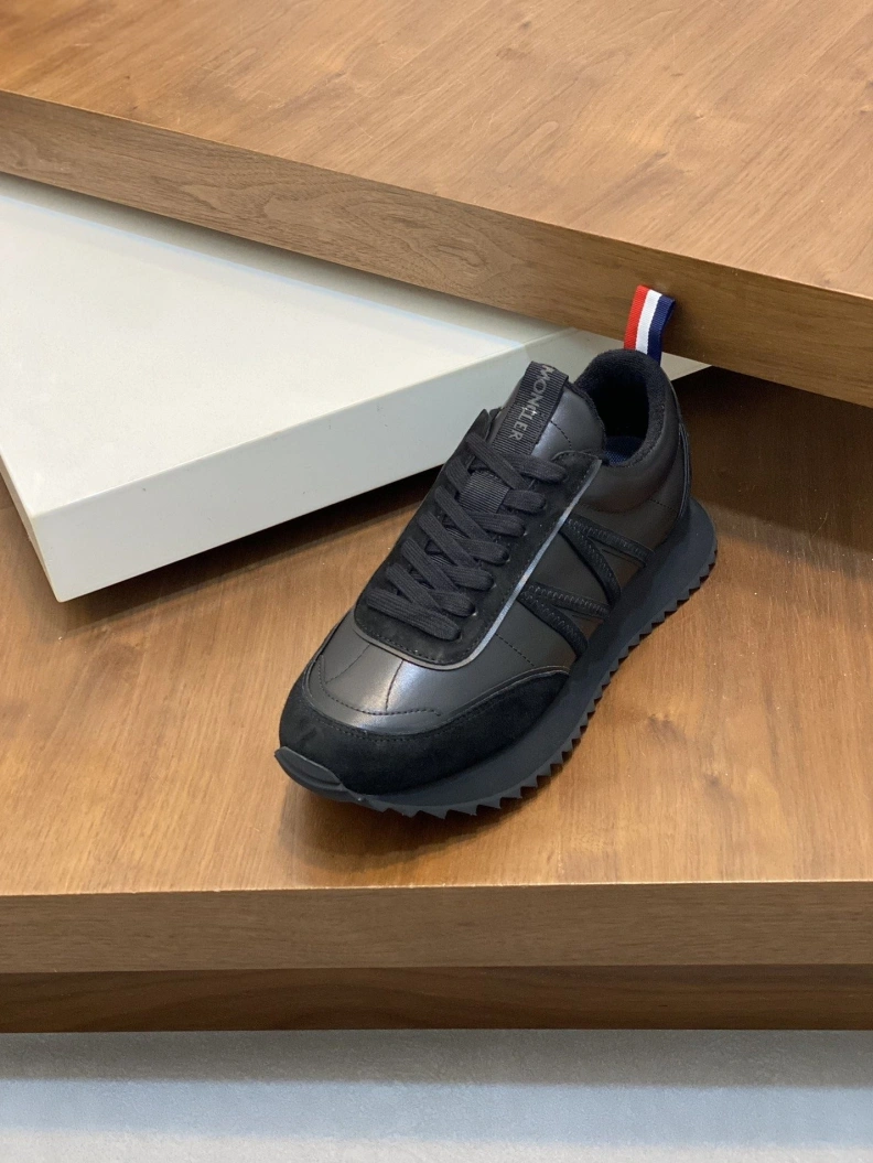 Bold Mxnclxr Sneakers 197263