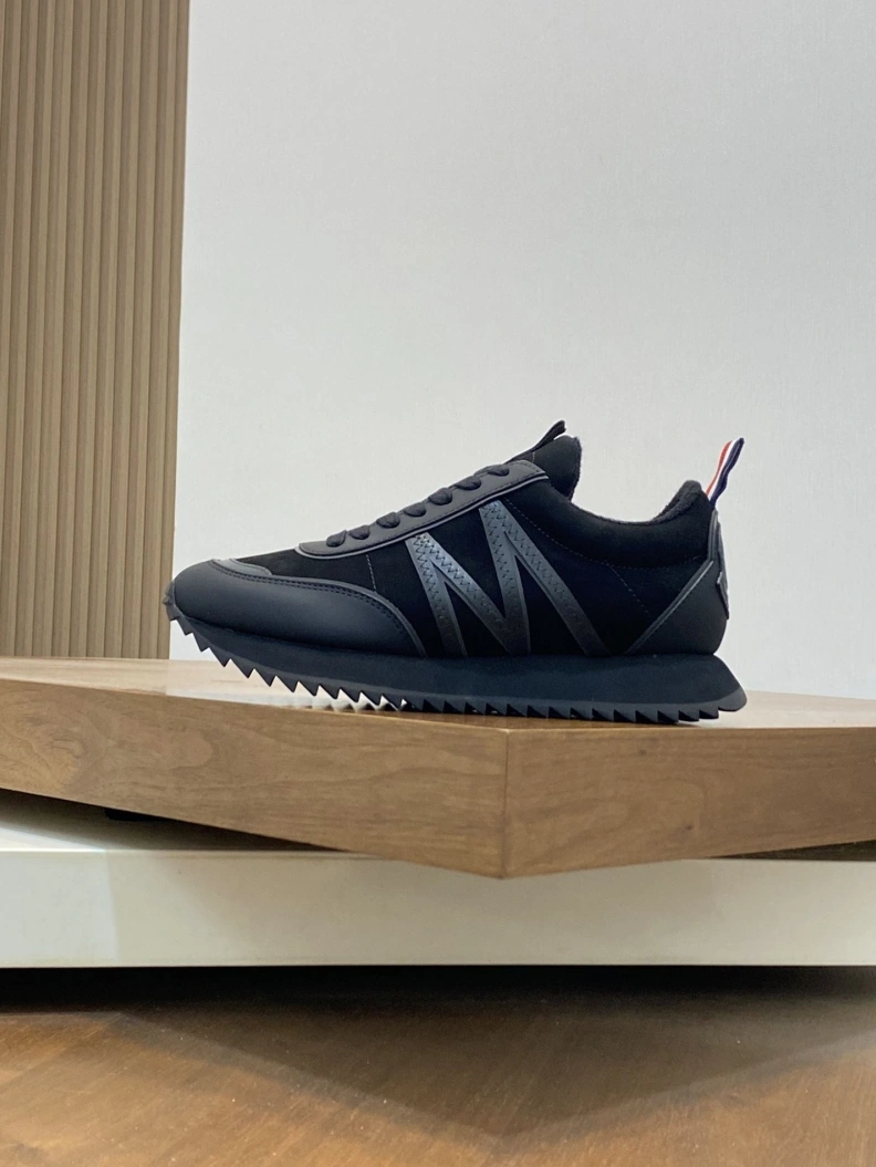 Mxnclxr Sneakers Flexible 197257
