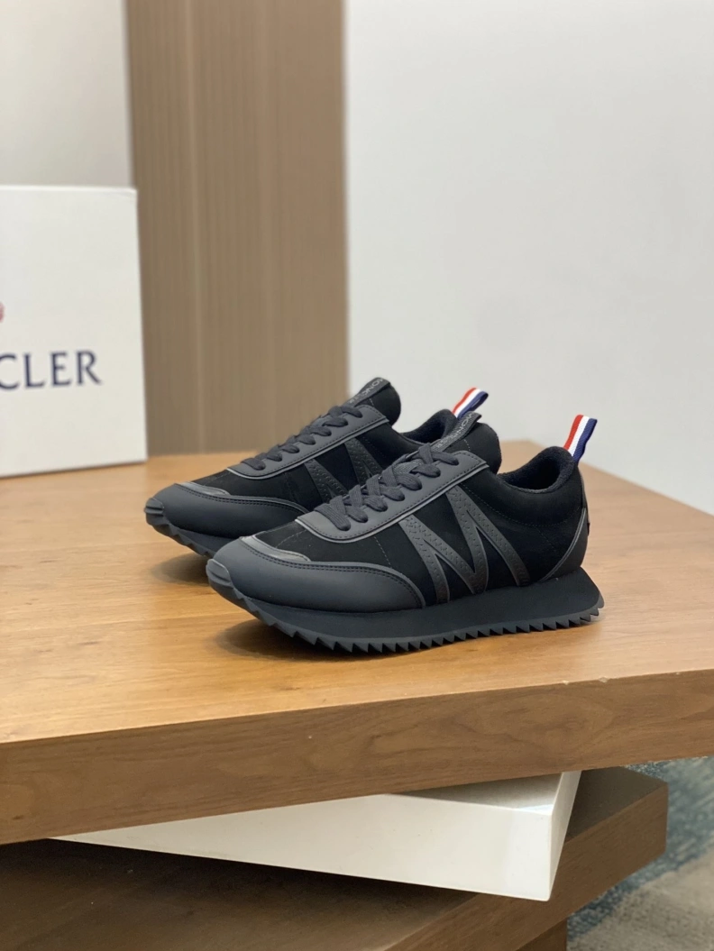 Mxnclxr Sneakers Flexible 197257