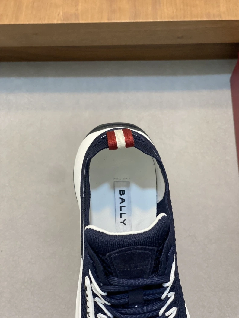 Practical Othxr Sneakers 210391