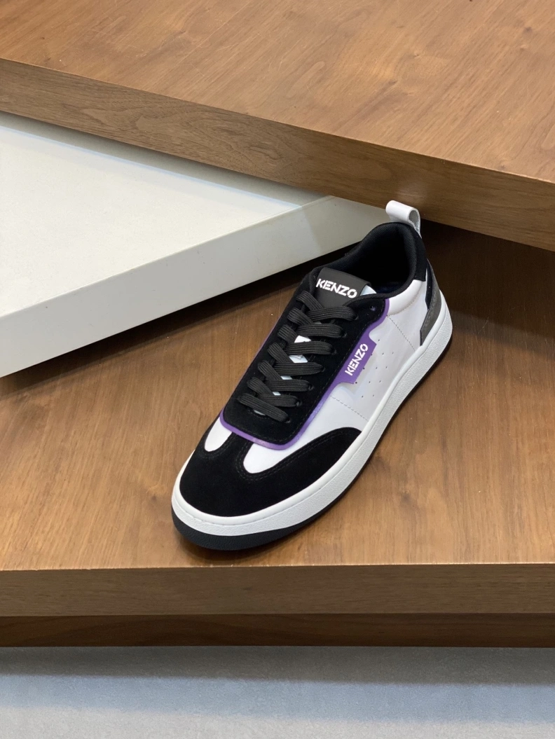 Minimalist Othxr Sneakers 210384
