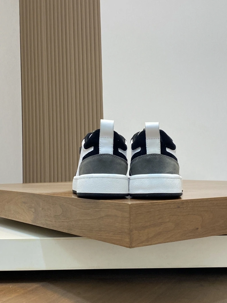 Minimalist Othxr Sneakers 210384