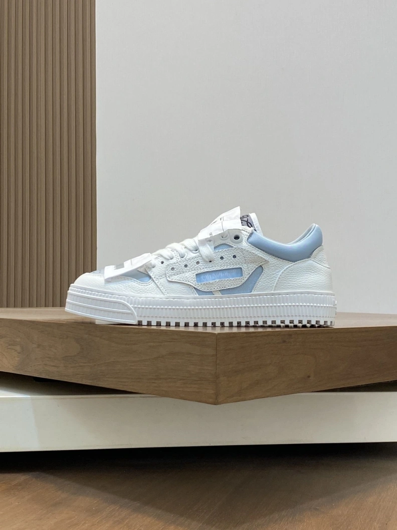 WellDesigned Off-Whxtx Sneakers 207767