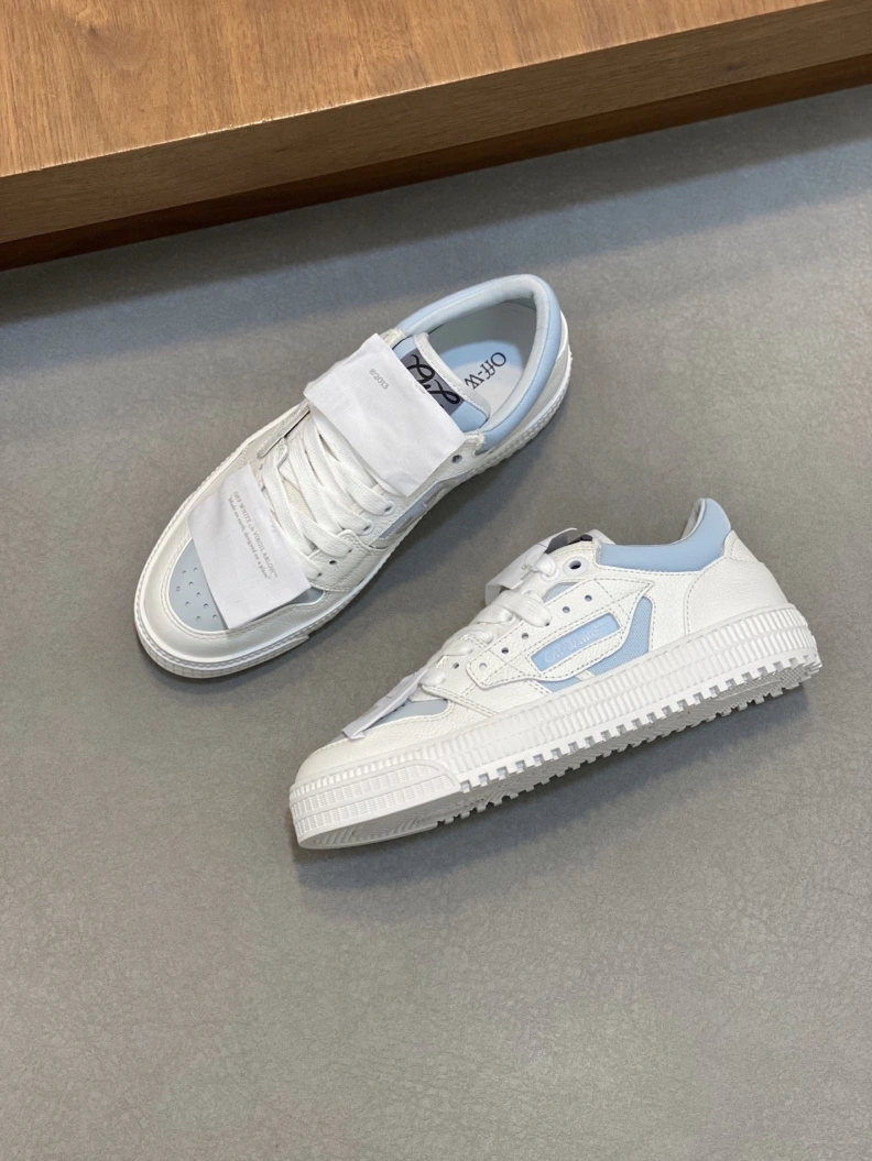 WellDesigned Off-Whxtx Sneakers 207767