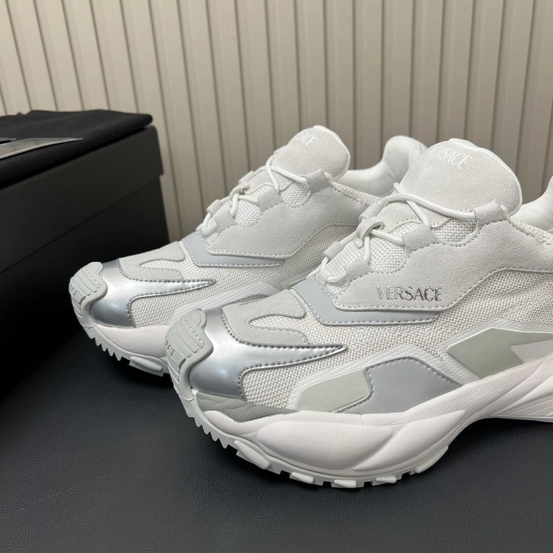 Gxvxnchy Sneakers DailyWear 152164