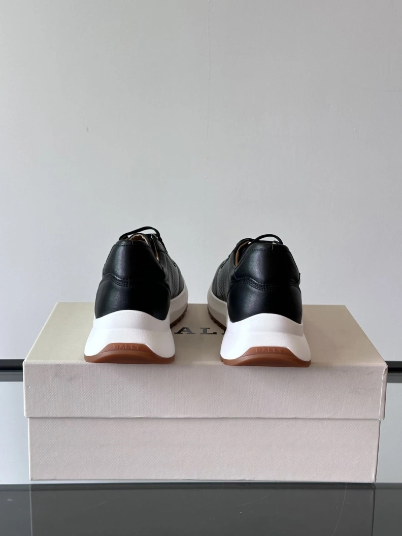 Refined Othxr Sneakers 210362