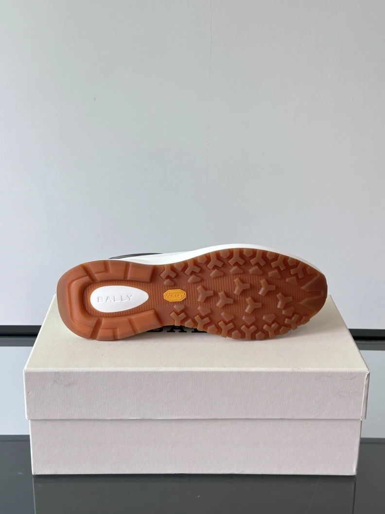Modern Othxr Sneakers 210366