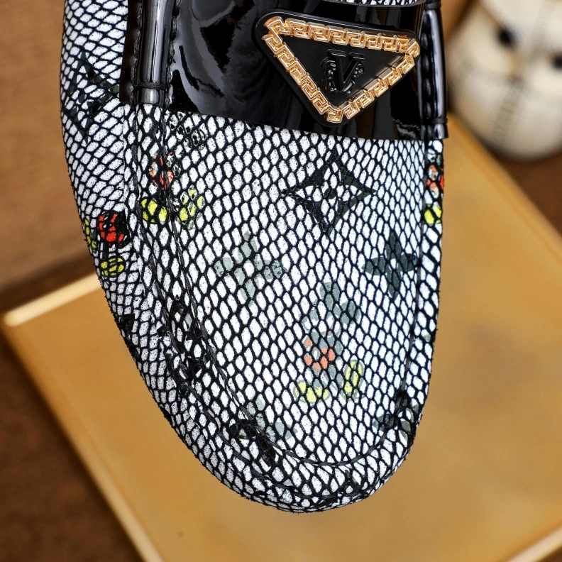 Trendsetting Gxvxnchy Leather Shoes 152493