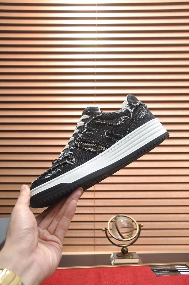 Trendsetting Hxgxn Sneakers 177158