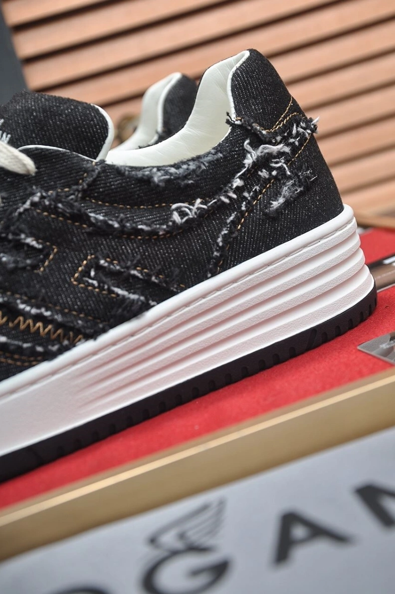 Trendsetting Hxgxn Sneakers 177158