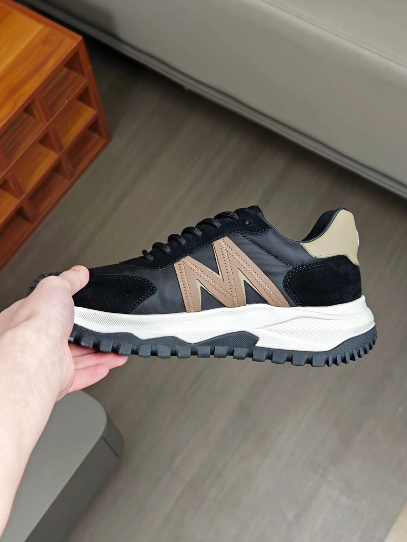Flexible Mxnclxr Sneakers 197251