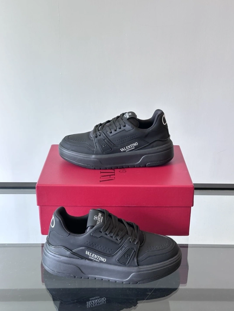 Bright Vxlxntino Sneakers 228971