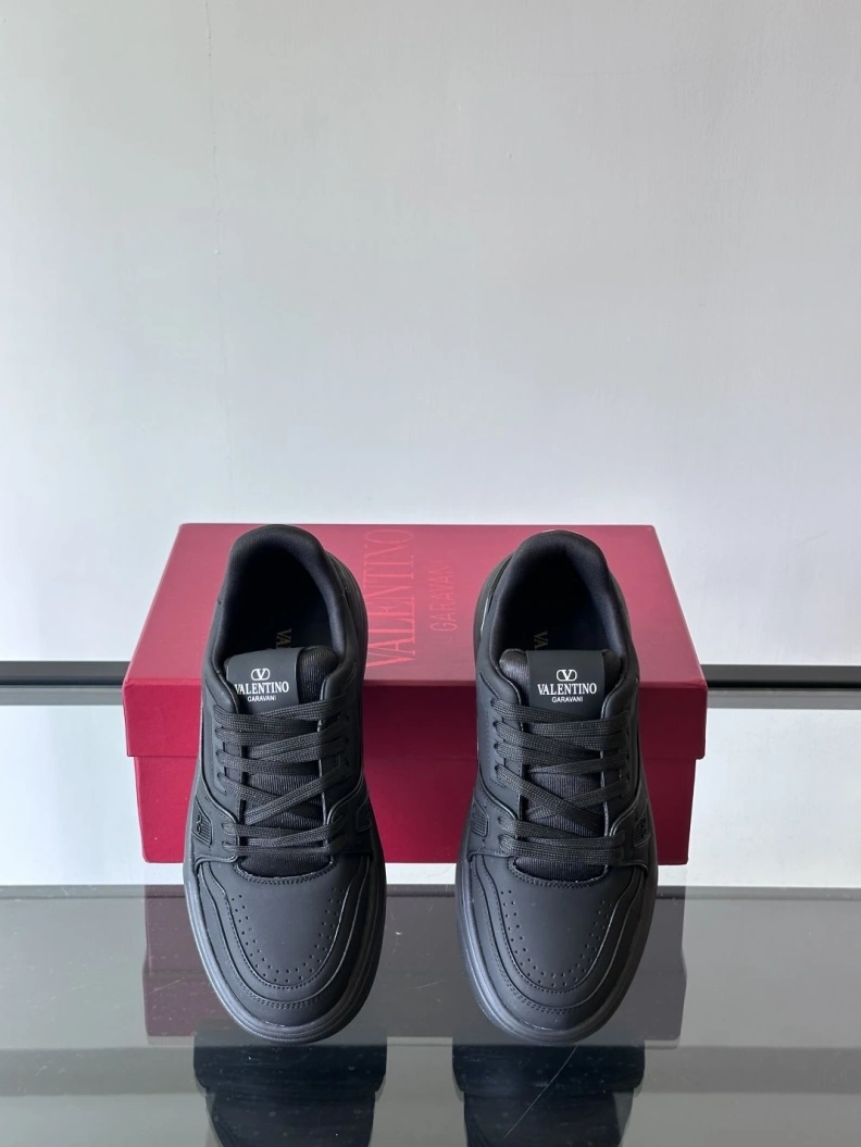 Bright Vxlxntino Sneakers 228971