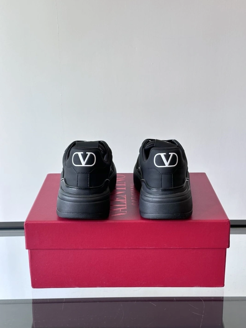 Bright Vxlxntino Sneakers 228971