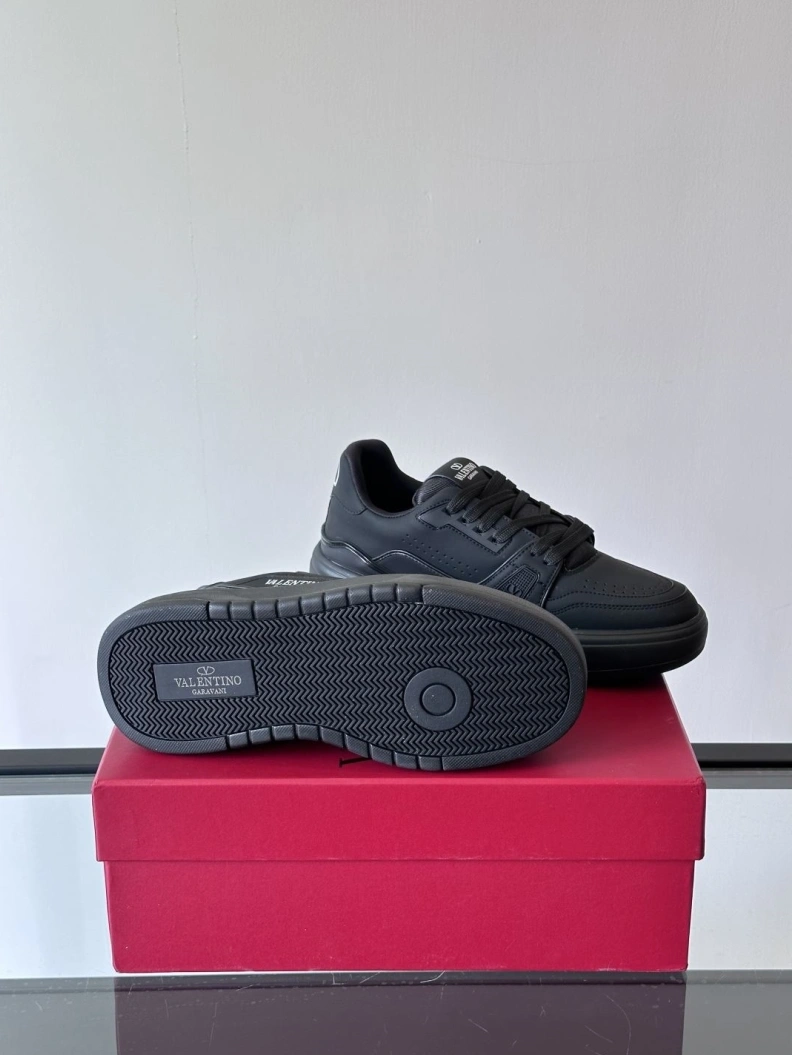 Bright Vxlxntino Sneakers 228971