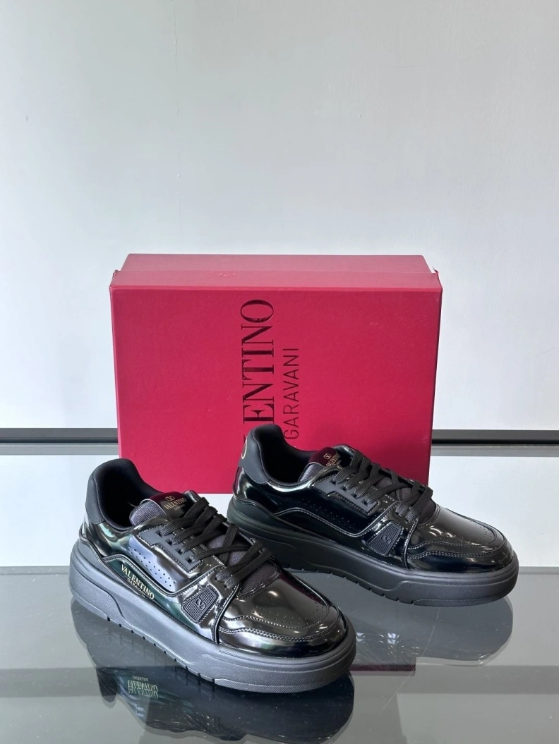 Cozy Vxlxntino Sneakers 228967