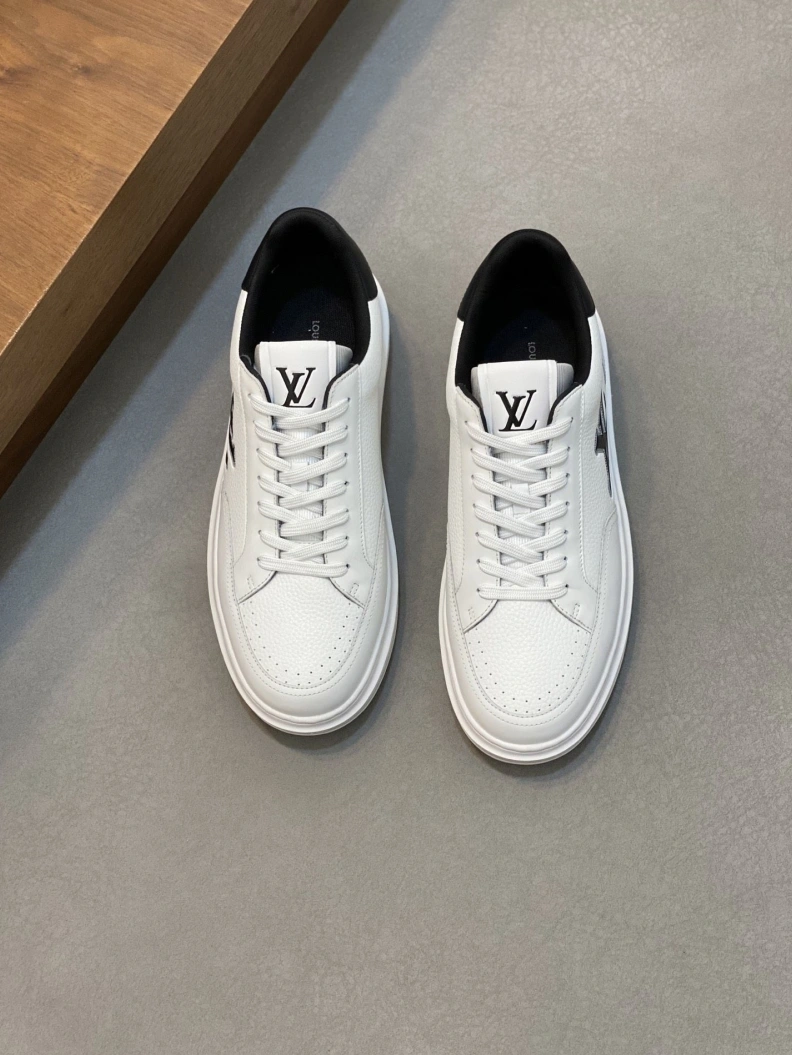 Comfortable LX Sneakers 181166
