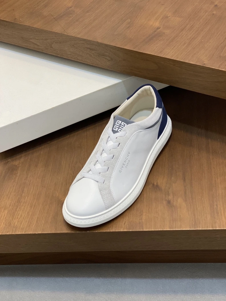 Gxvxnchy Sneakers DailyWear 152145