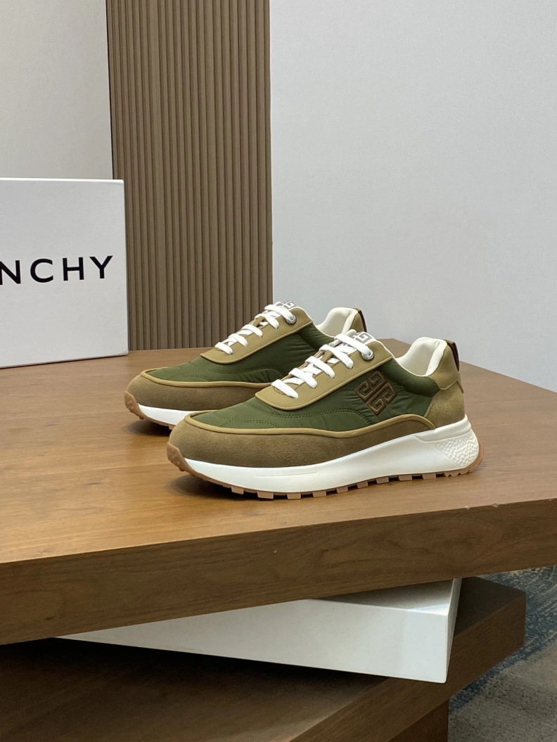 Gxvxnchy Sneakers NewStyle 152148