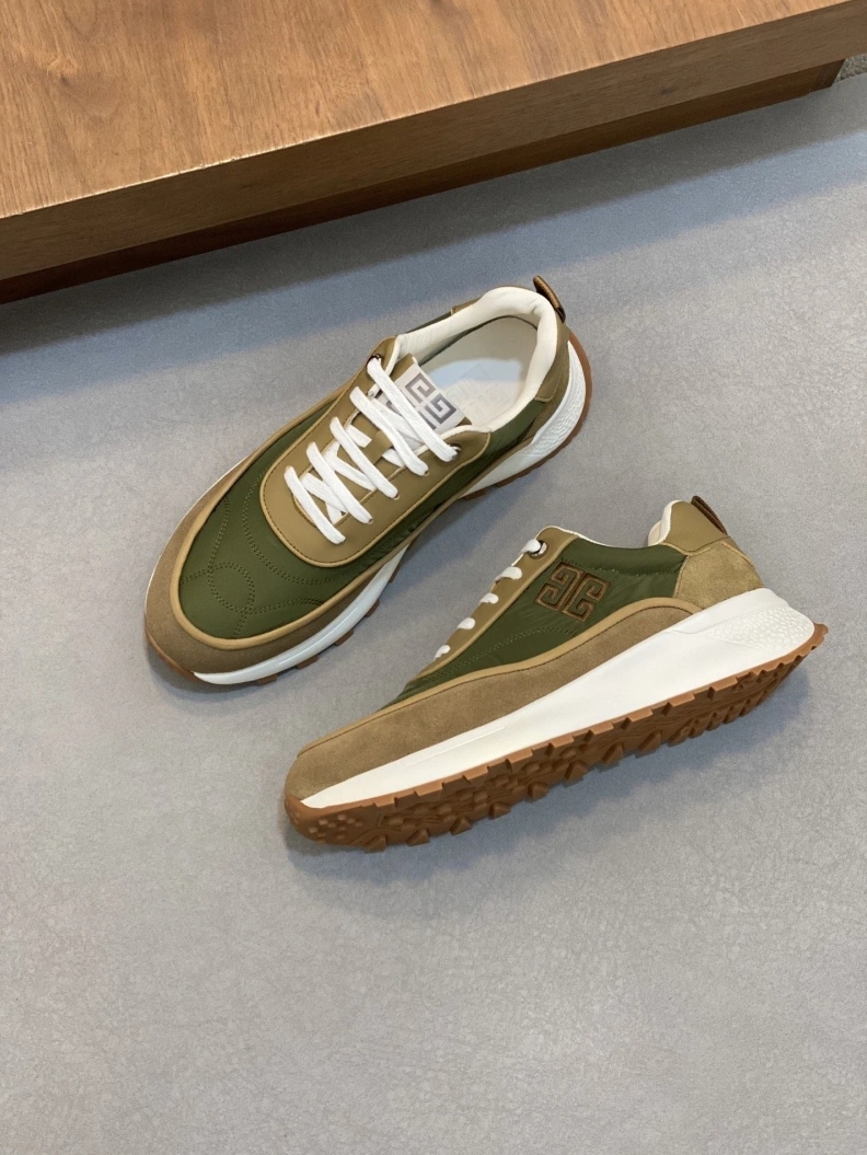Gxvxnchy Sneakers NewStyle 152148