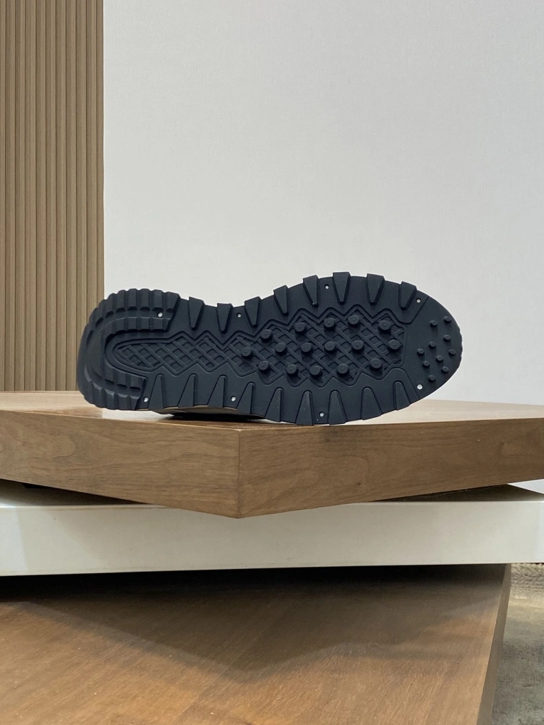 Gxvxnchy Sneakers Efficient 152152