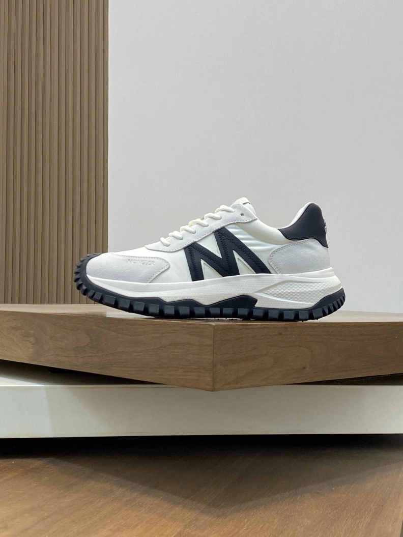 Compact Mxnclxr Sneakers 197261
