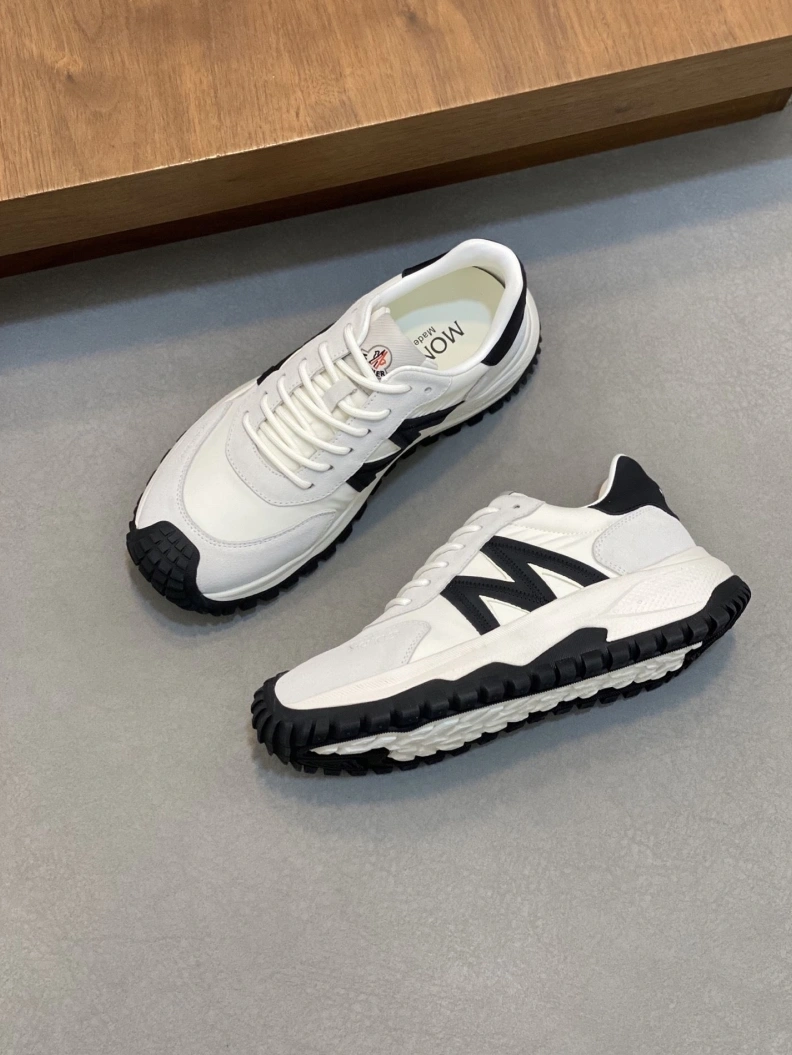 Compact Mxnclxr Sneakers 197261