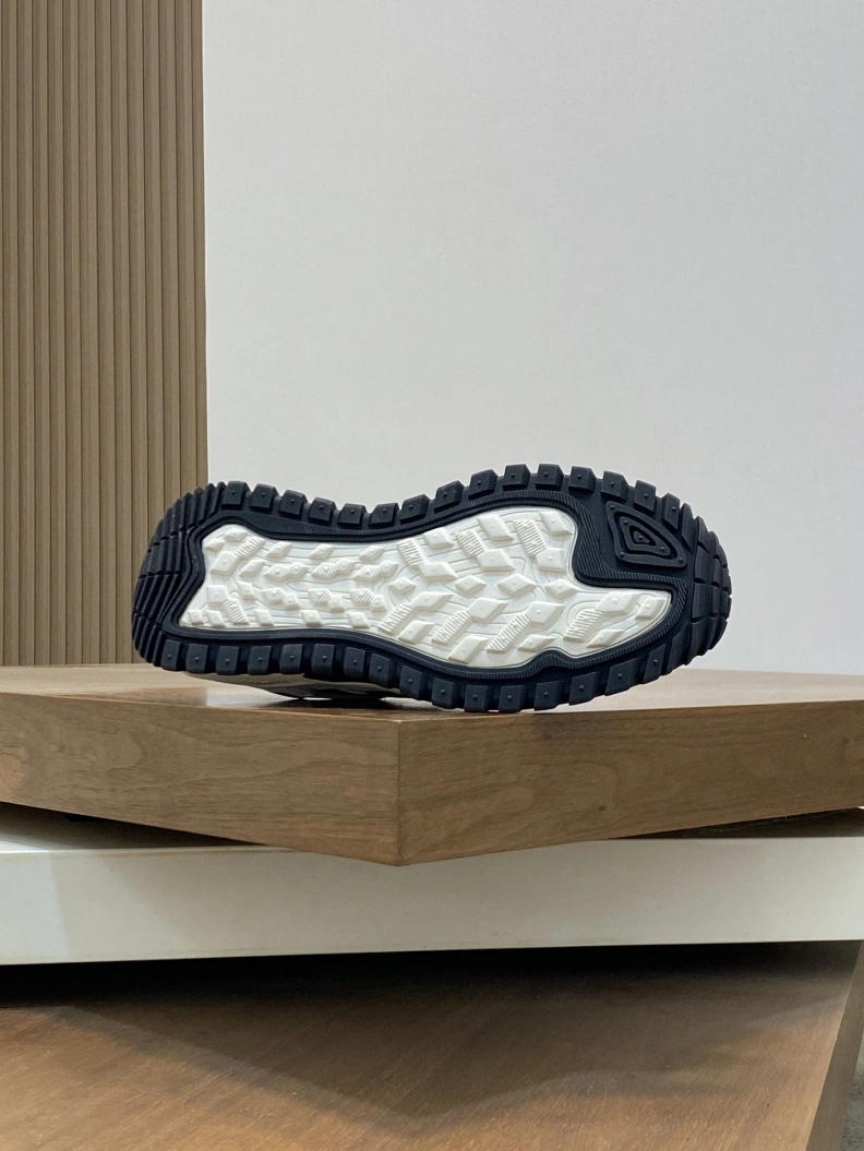Compact Mxnclxr Sneakers 197261