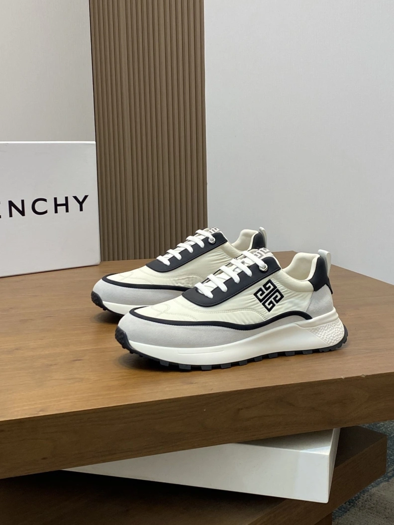 Gxvxnchy Sneakers Vibrant 152143