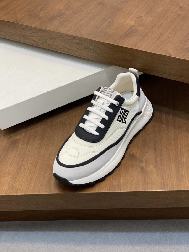 Gxvxnchy Sneakers Vibrant 152143