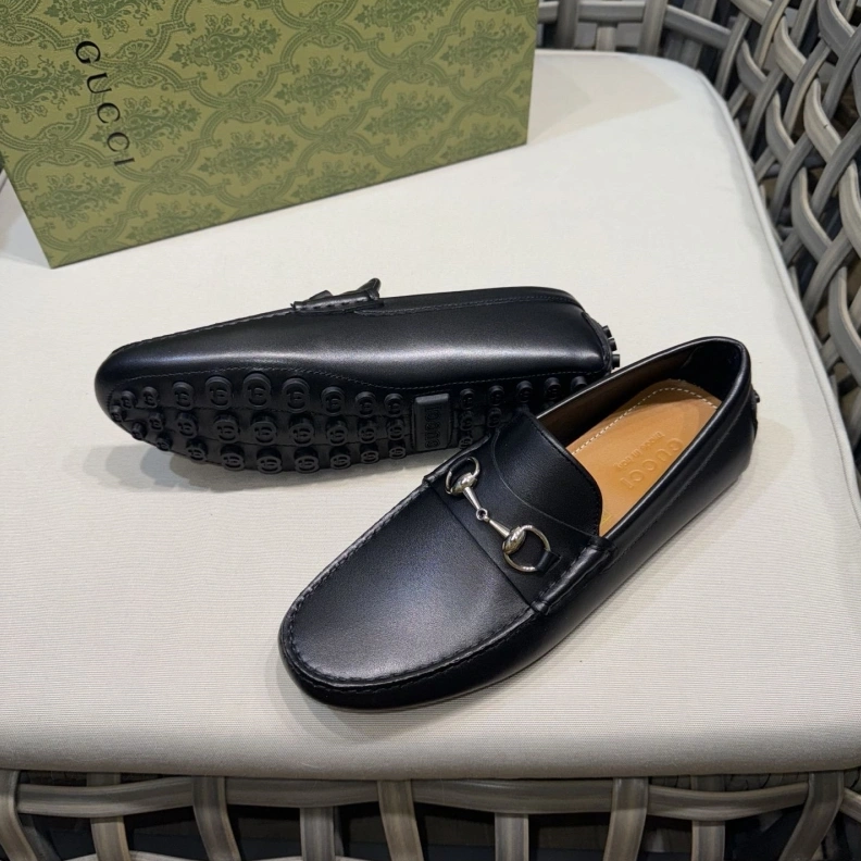 Gxccx Leather Shoes WellDesigned 155840