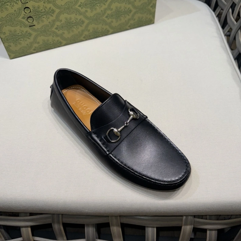 Gxccx Leather Shoes WellDesigned 155840
