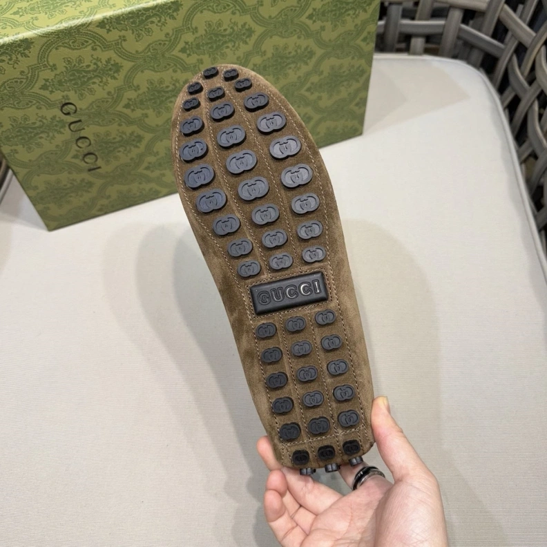 Flexible Gxccx Leather Shoes 155831