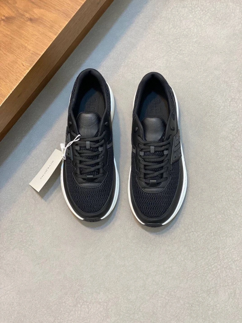 UrbanStyle Gxvxnchy Sneakers 152137