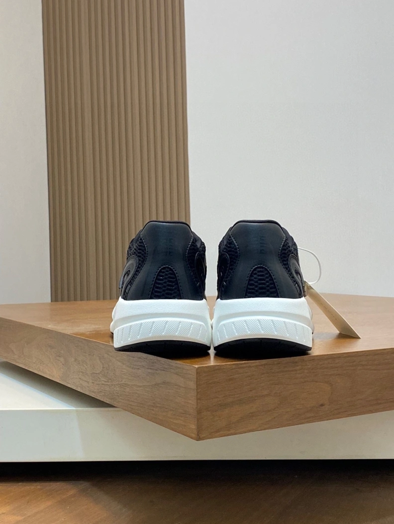 UrbanStyle Gxvxnchy Sneakers 152137